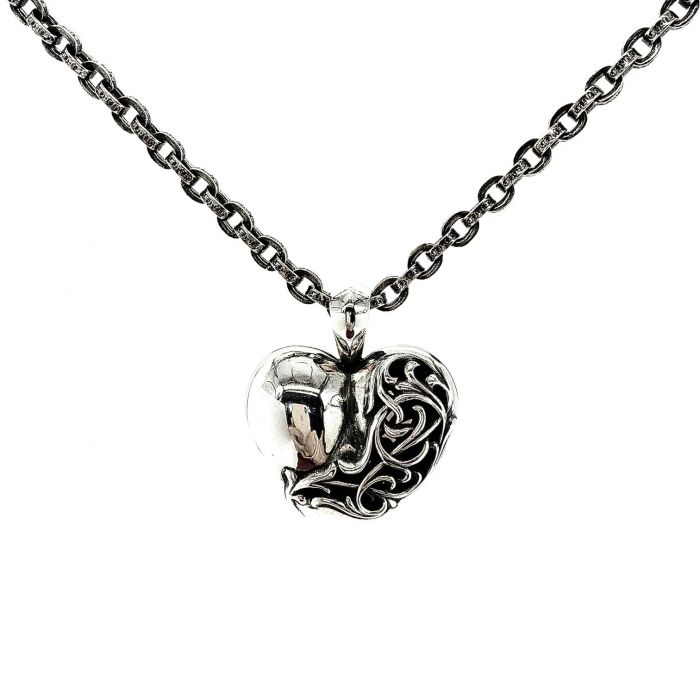 Chrome Hearts Heart-Shaped Photo Clip Pendant